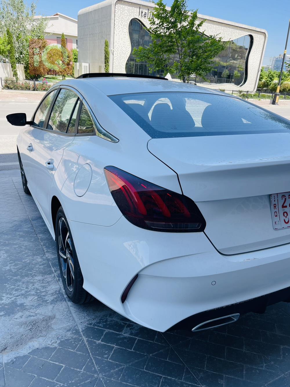 ئێم جی GT